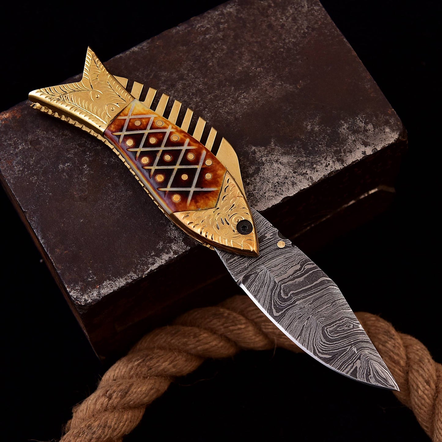 Golden Fish Pocket Knife, Damascus Folding Knife, Comes with Sharpener & Leather Cover