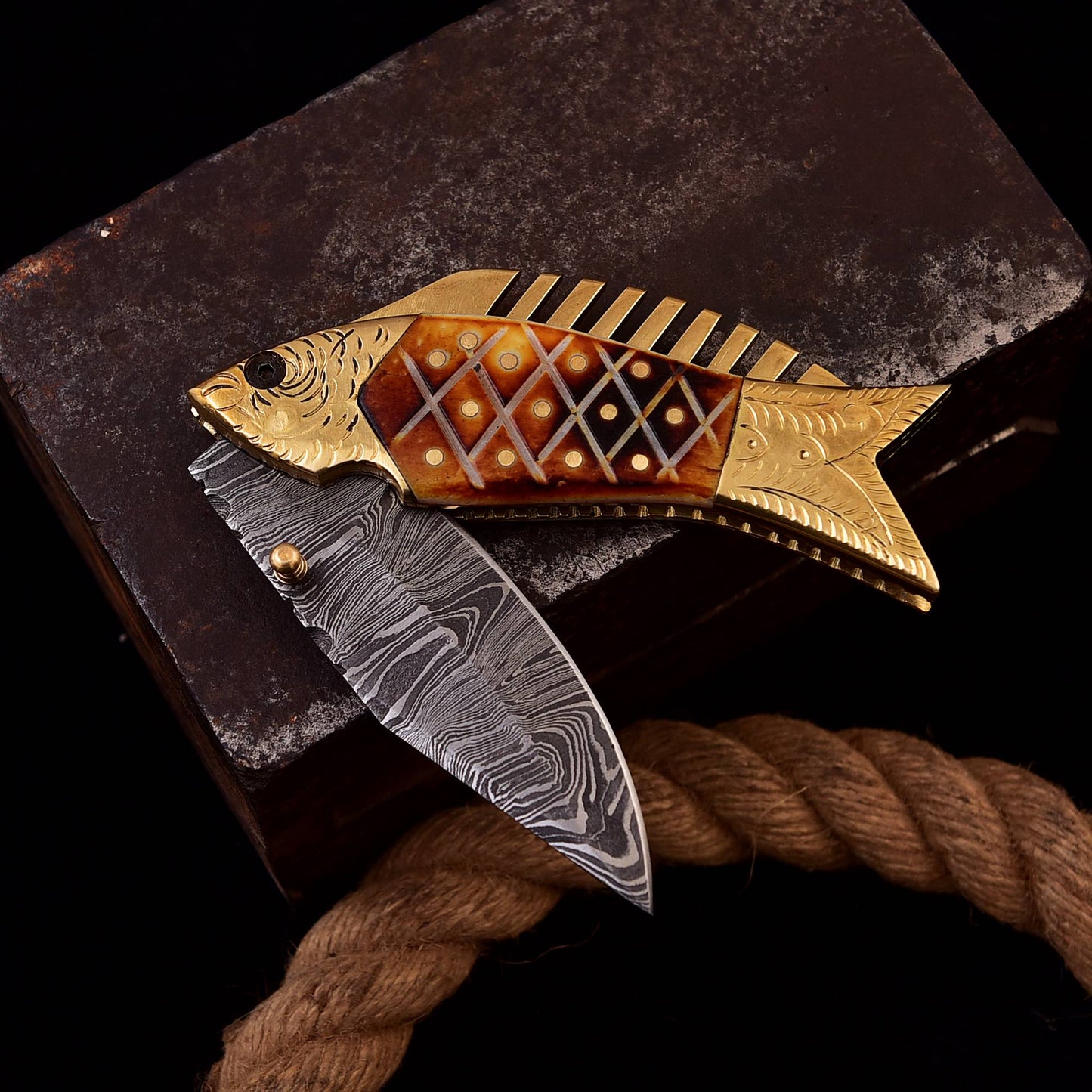 Golden Fish Pocket Knife, Damascus Folding Knife, Comes with Sharpener & Leather Cover