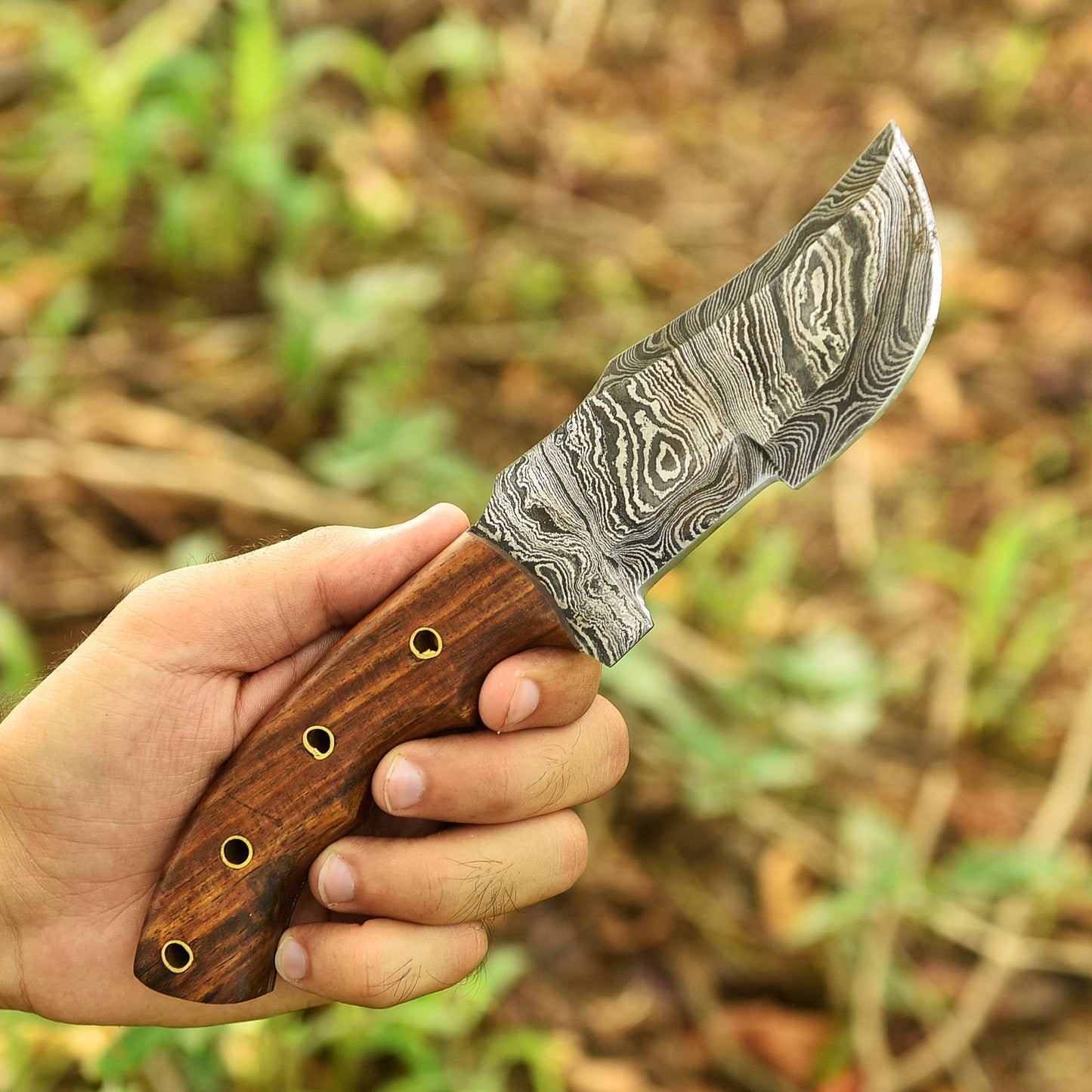 Damascus Tracker |  Razor-Sharp Blade | Strong Grip | Perfect EDC Hunting Knife