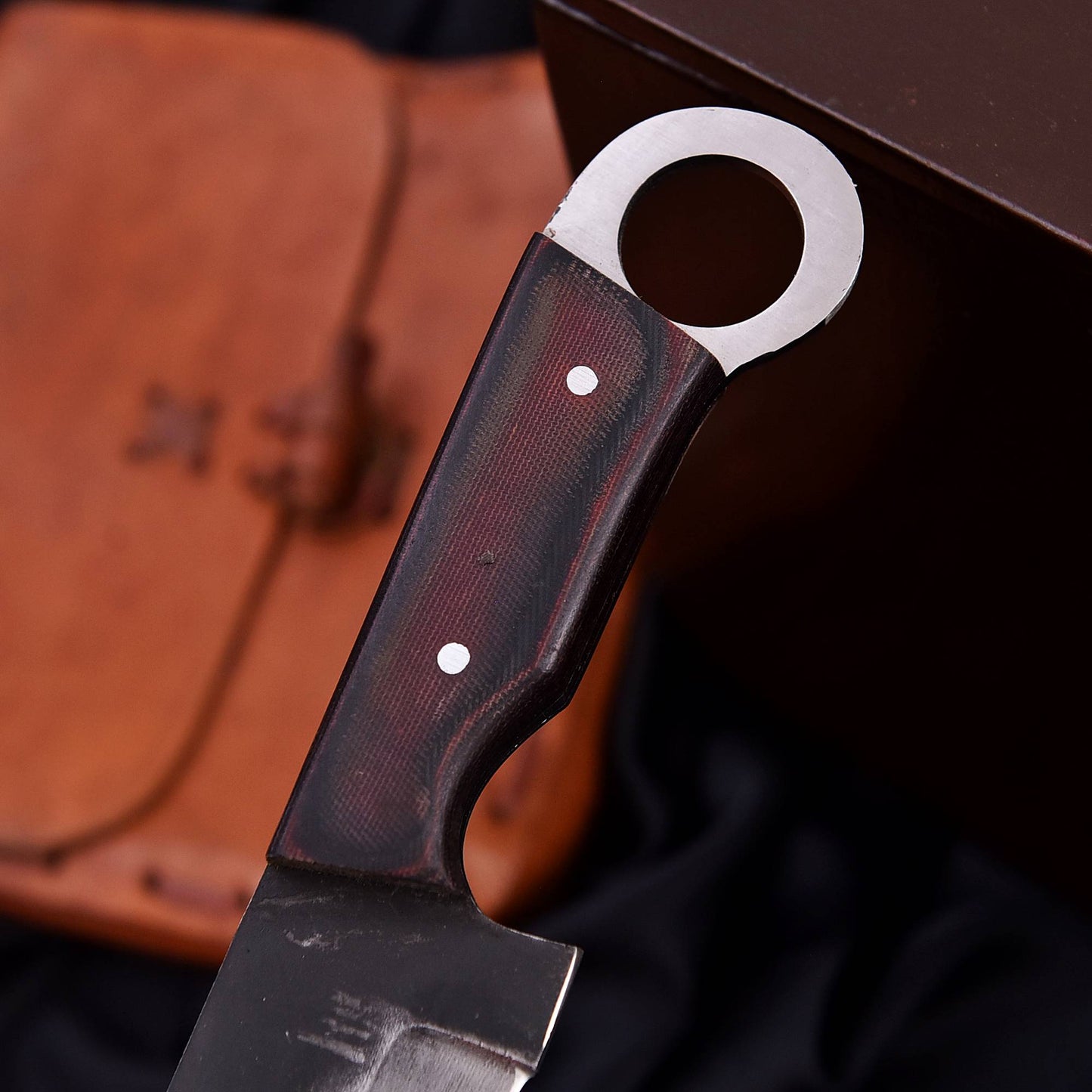 Full-Tang Hunting Knife | Fixed Blade Knife | With Leather Cover