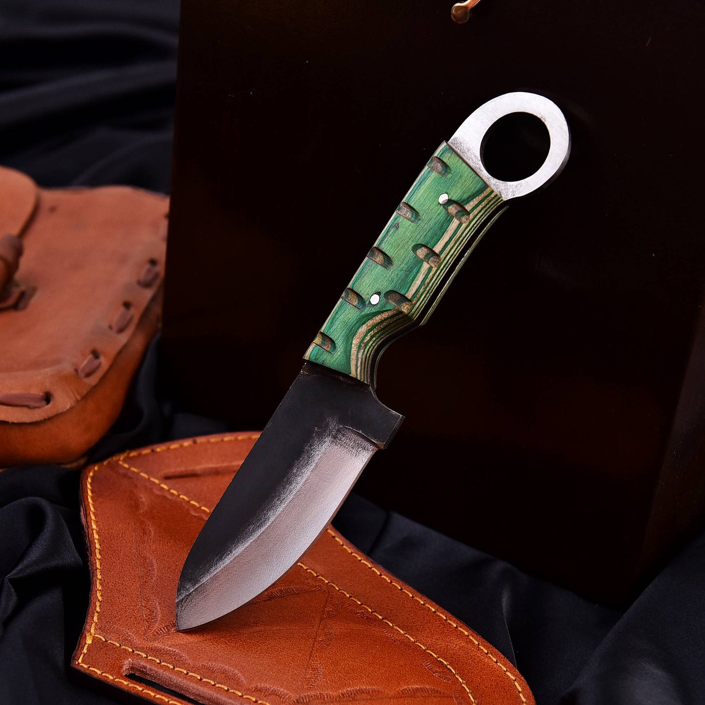 Full-Tang Hunting Knife | Fixed Blade Knife | With Leather Cover