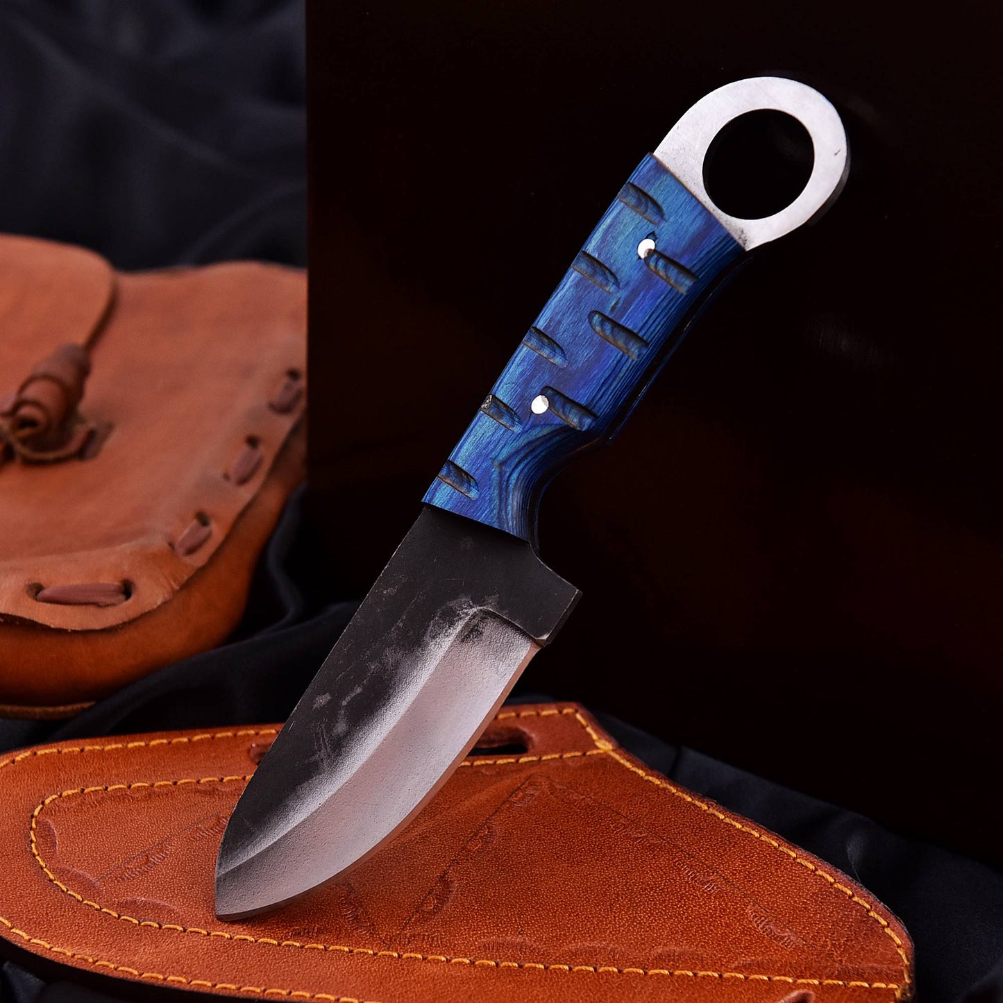 Full-Tang Hunting Knife | Fixed Blade Knife | With Leather Cover