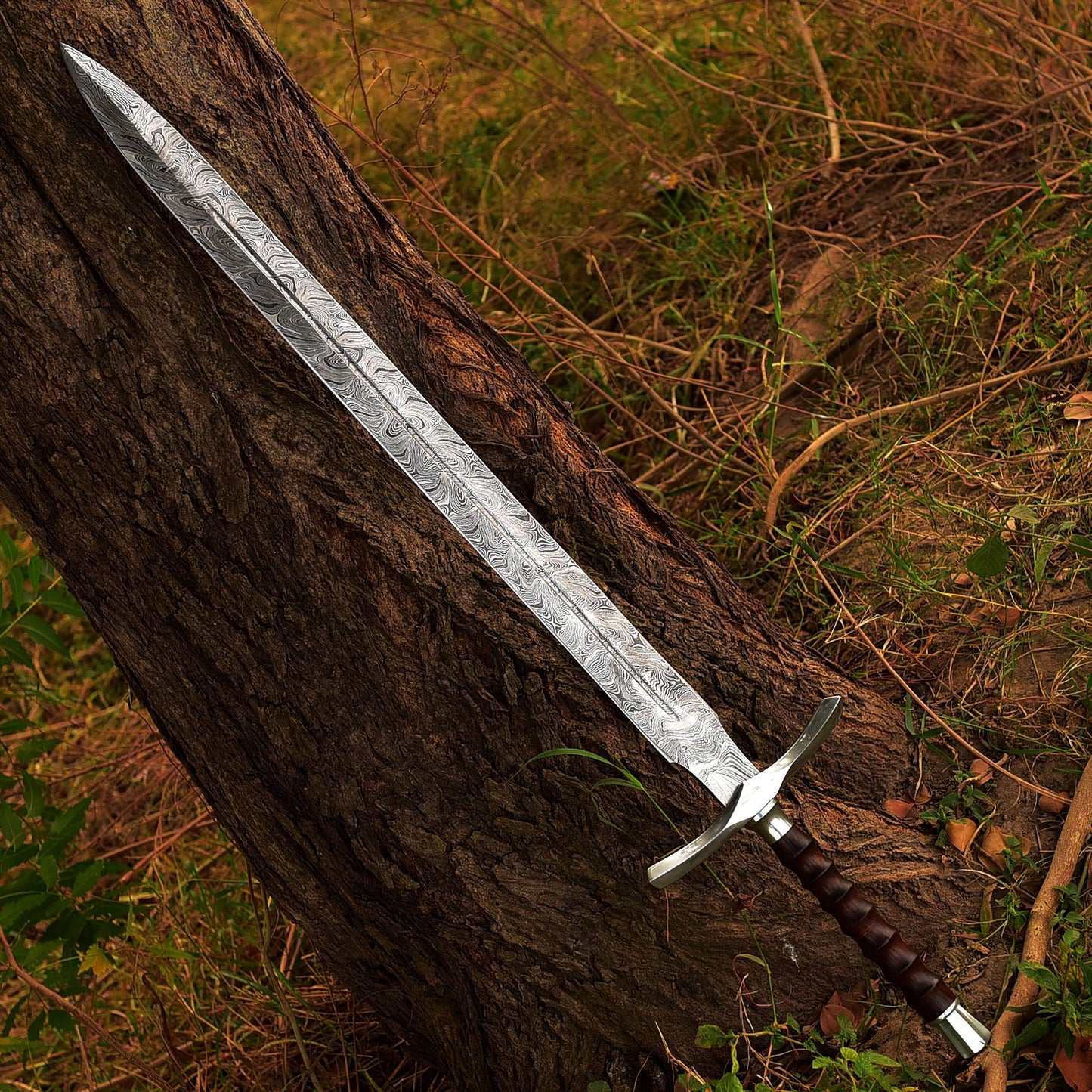 Damascus Sword, Viking Sword. Eye-Catching Wooden Handle. Perfect Gift