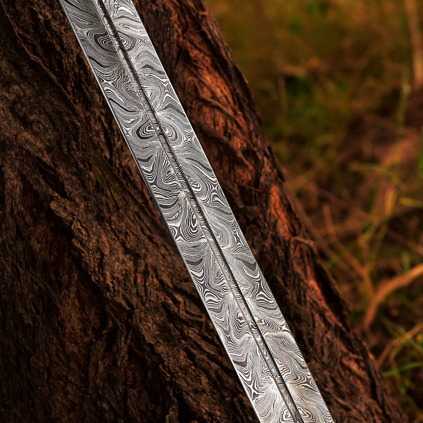 Damascus Sword, Viking Sword. Eye-Catching Wooden Handle. Perfect Gift